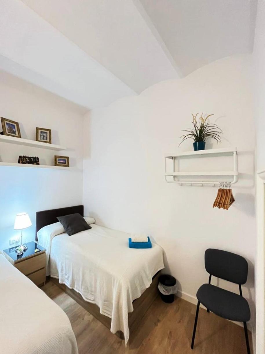 Flor Habitaciones Barcelona Bagian luar foto